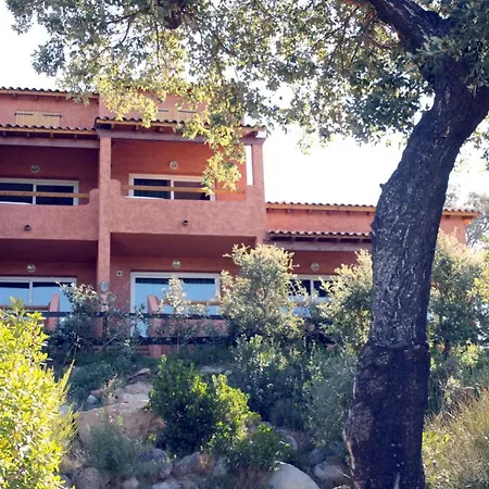 Air-conditioned 6 Persons Two Bathrooms 500 M Sea Near Porto Vecchio Zonza