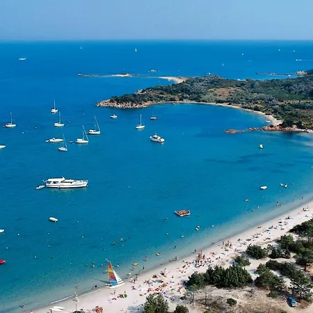 Air-conditioned 6 Persons Two Bathrooms 500 M Sea Near Porto Vecchio