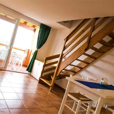 Air-conditioned 6 Persons Two Bathrooms 500 M Sea Near Porto Vecchio * Zonza