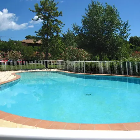 Air-conditioned 6 Persons Two Bathrooms 500 M Sea Near Porto Vecchio Zonza
