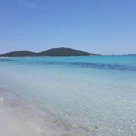 Air-conditioned 6 Persons Two Bathrooms 500 M Sea Near Porto Vecchio